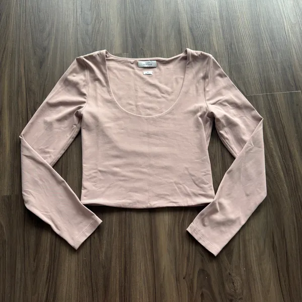 Aritzia Babaton Top - Image 2