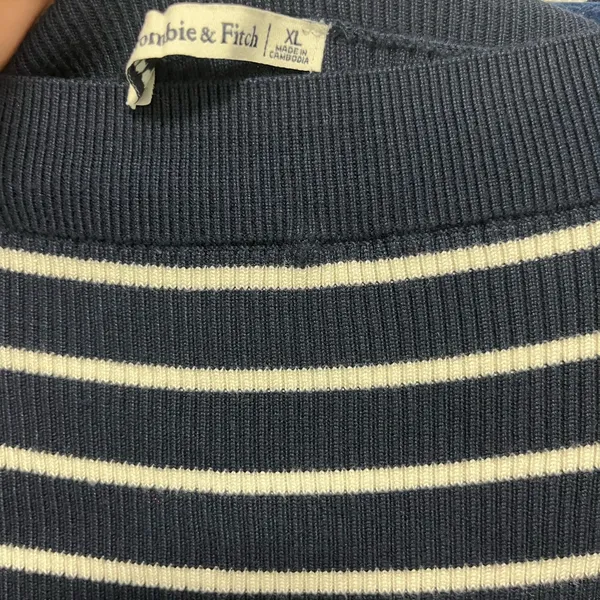 Abercrombie & Fitch Navy and White striped off the shoulder sweater - Image 6
