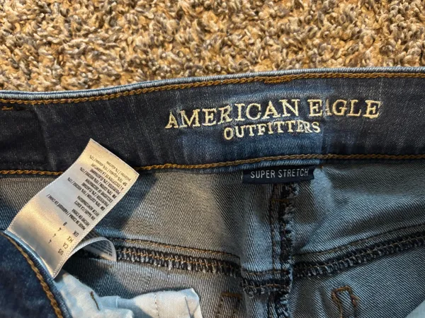 American Eagle Midi Shorts - Image 2