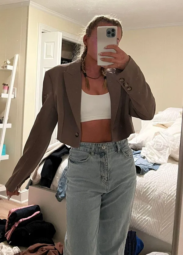 Zara Cropped Blazer - Image 2