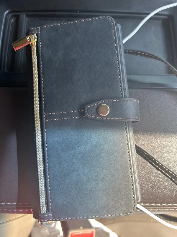 iPhone 14 Pro wallet case Black - Image 3