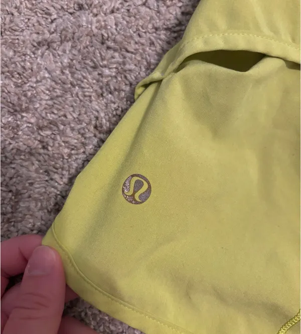 Lululemon Speed Up Shorts 2.5" - Image 3