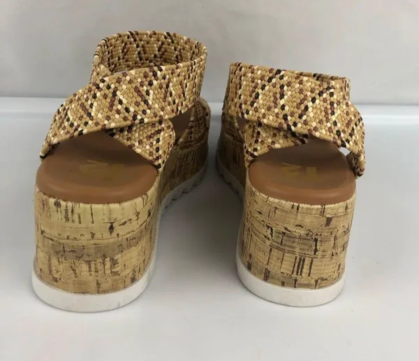 Classic platform heels Tan Size 7 - Image 7