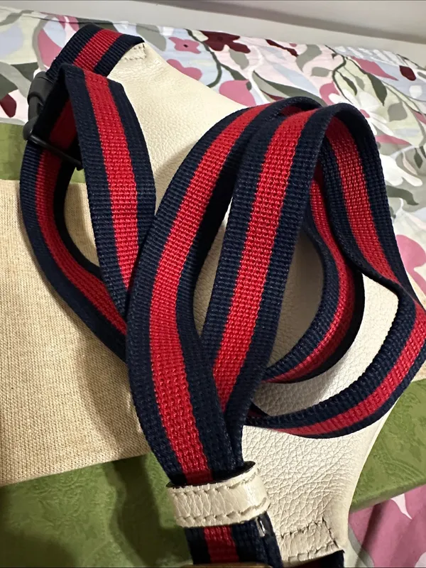 Gucci Off-White/Light Beige Leather Logo Web Belt/Body Bag - Image 9