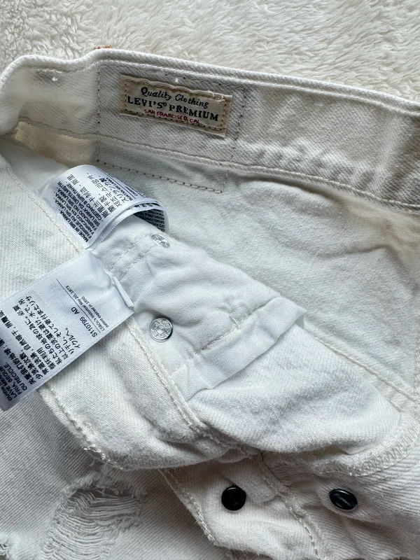 Levi’s 501 Shorts White - Image 4