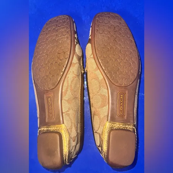 Coach Sheila Signature C Loafers 7.5 Preppy Quiet Luxury Cottagecore Workwear - Image 12