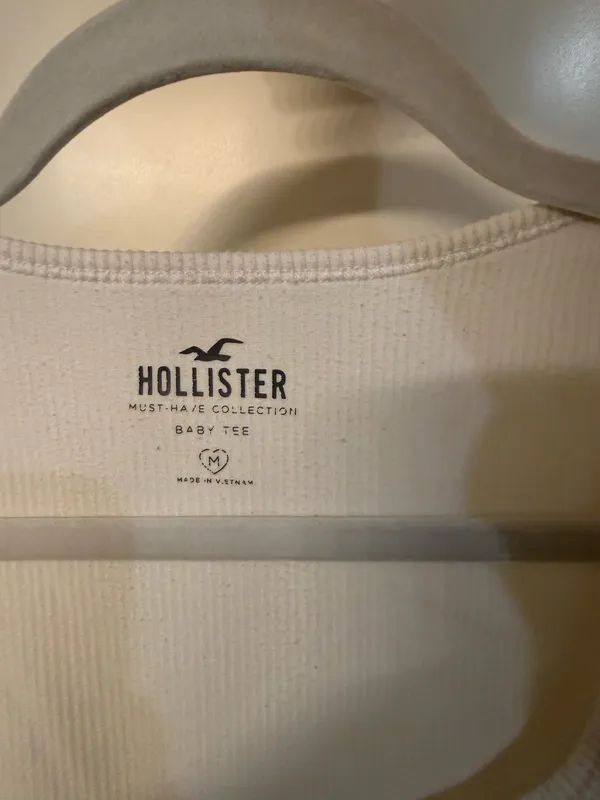 Hollister White Must Have Collection Ribbed Baby Tee - Image 3