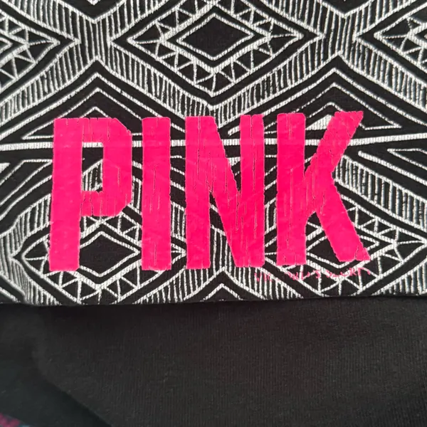 Y2K Victoria’s Secret Pink Flare Leg Leggings in Black and Aztec Print - Image 4