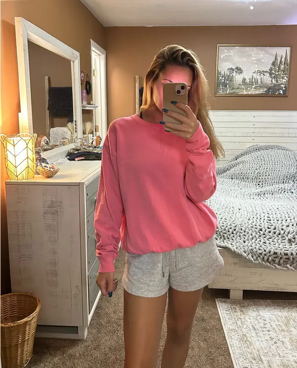 The Vintage Shop Pink sweatshirt - Image 2