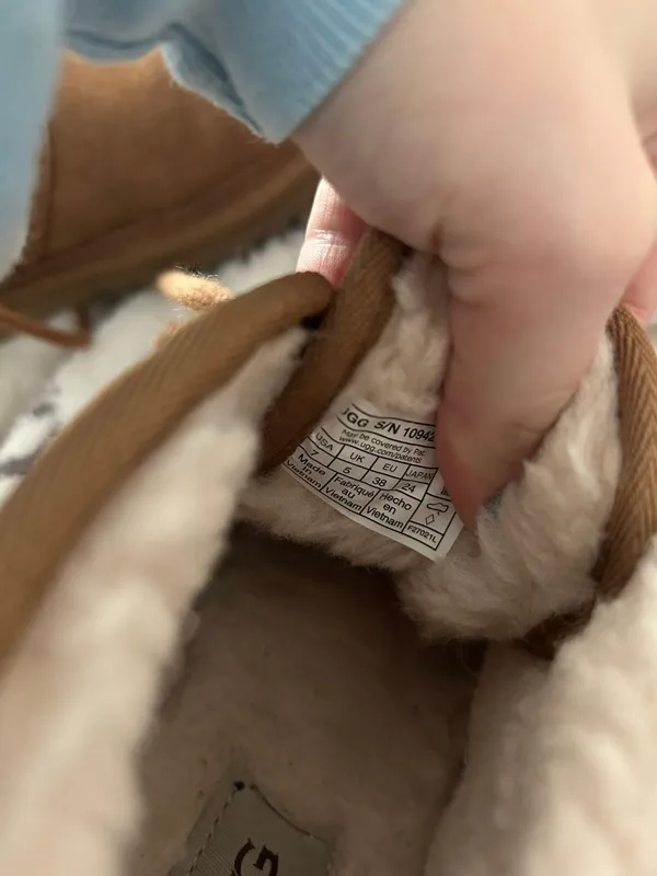 UGG Boots Neumel - Image 5