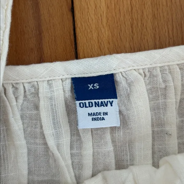 NWT Old Navy Cream Eyelet Top - Image 3