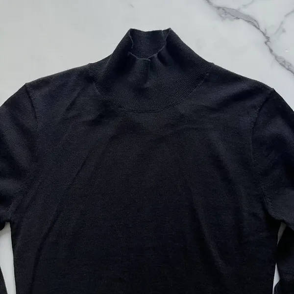 NWT J. Crew Carolyn Turtleneck in Merino Wool Fitted Sweater Black Size Small - Image 6