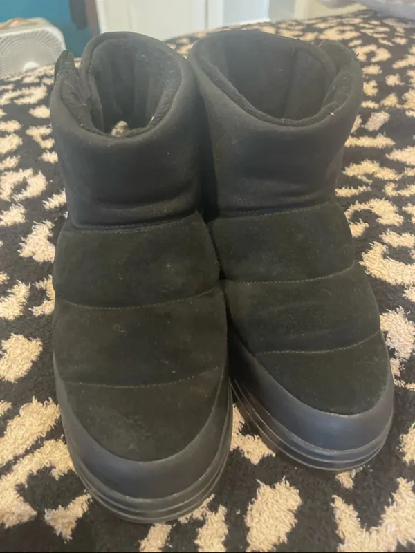 UGG Classic Klamath Mini Waterproof Suede Boot - Image 2