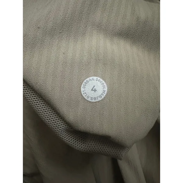 Lululemon Beyond the Studio Crop Trench (First Release) size 4 - Image 6