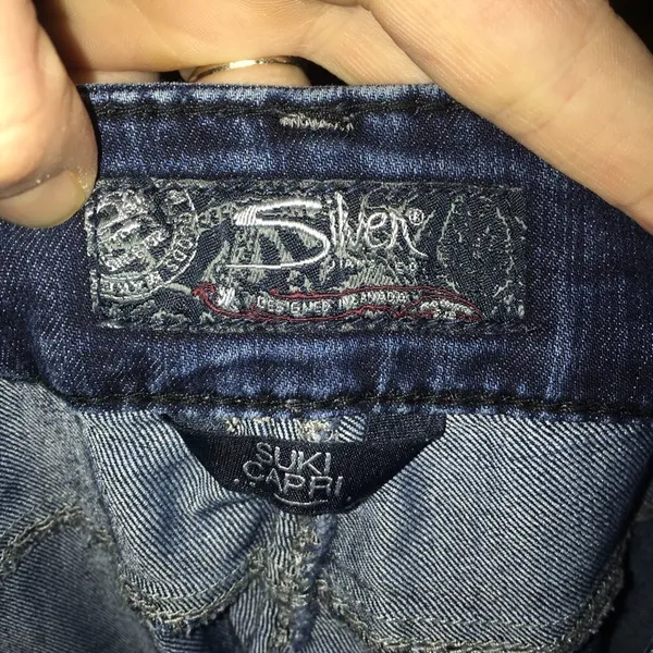 Silver Jeans Suki Jean capris, size 29 - Image 3