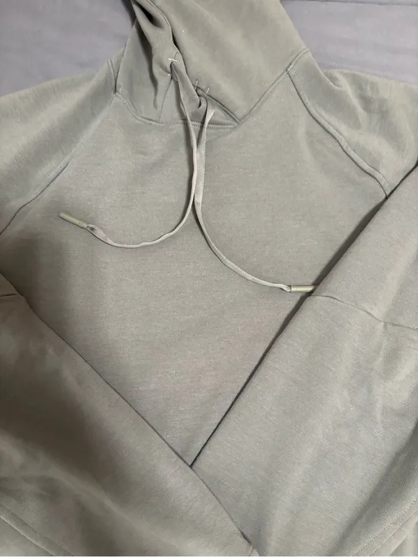 Lululemon Hoodie - Image 2