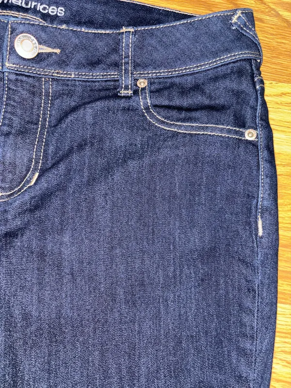Maurices Jeans Women's Size 12 Regular Dark Wash Skinny Taper Leg Embroidered - Image 5