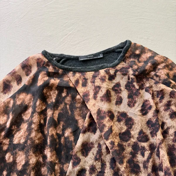 ZARA Leopard Print Flowy Blouse - Image 3