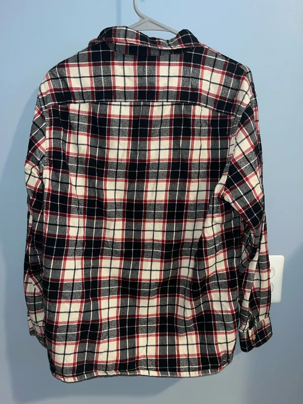 Abercrombie & Fitch Men’s Flannel - Image 2