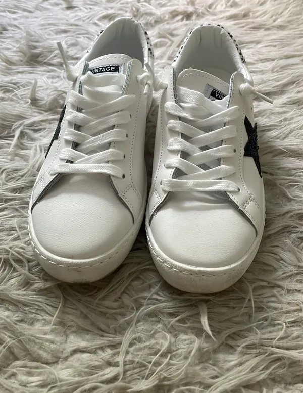 Vintage Havana Star Sneakers - Image 2