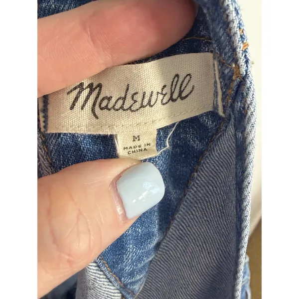 Madewell Shorts overalls size medium - Image 3
