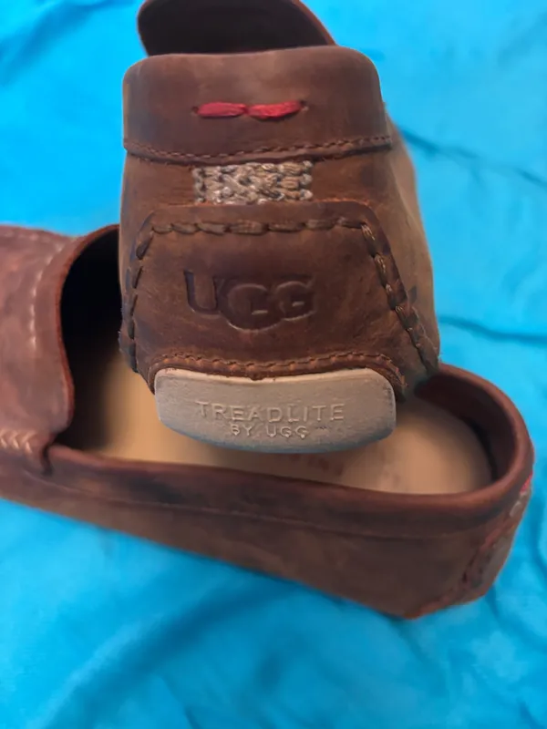 UGG  Brown Leather Treadlite Loafers  size 9 - Image 4