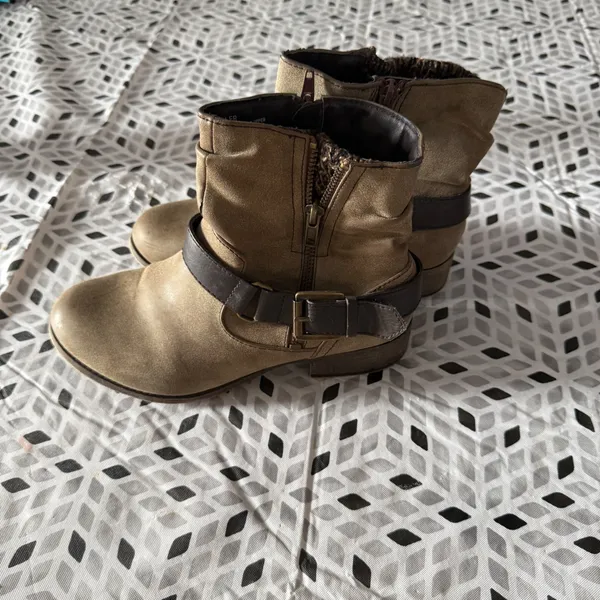 Rampage‎ Geller Womens Ankle Boots Tan Brown Knit Collar Buckle Strap Size 7M - Image 4