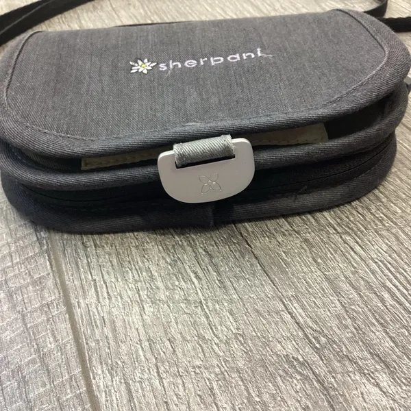 Sherpani Wallet Travel Purse - Image 3