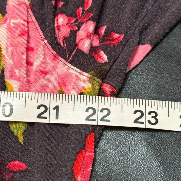 Victoria's Secret Floral Cozy Gown. Size M - Image 9