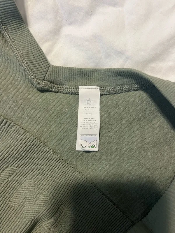 OFFLINE by Aerie tank top - Image 4
