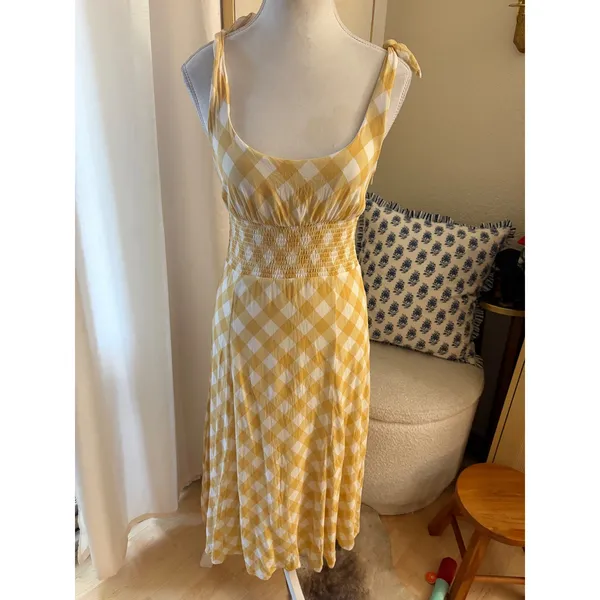 the Reformation Darby Dress Yellow Midi Size Medium - Image 2