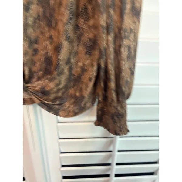 Democracy Brown And Black Animal Print Blouse Size Large‎ - Image 4