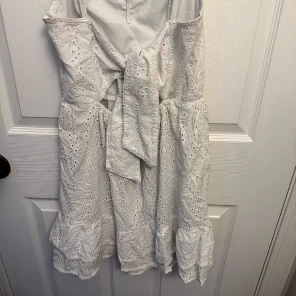Hollister White Eyelet Tie Back Mini Dress - Image 3