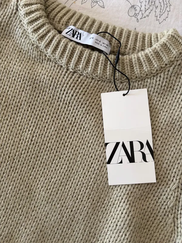 ZARA Sweater Small  - Image 3