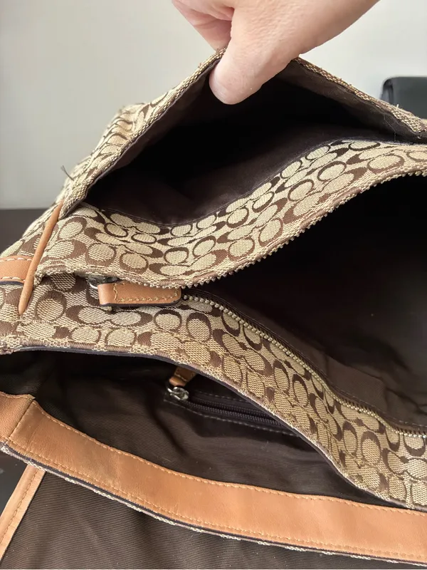 Coach Signature Voyager Cross Body Messenger Bag F70183 Jacquard / Leather - Image 10