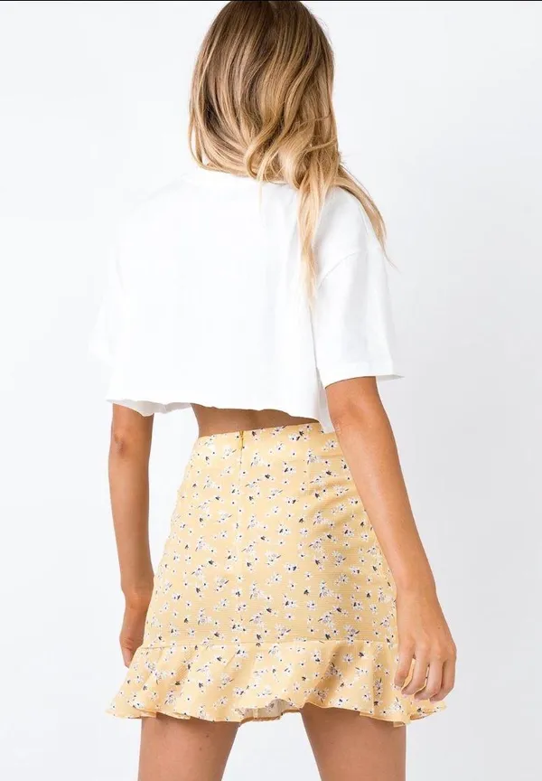 Princess Polly Yellow Skirt - Image 2