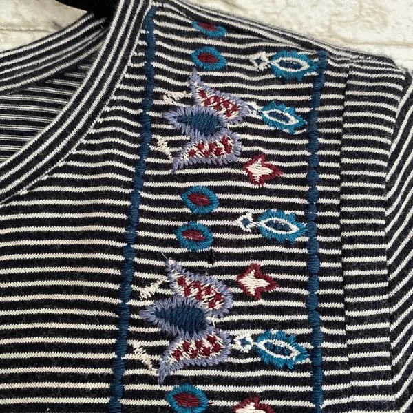Loft Embroidered Peplum Top w/ Bell Sleeves Small - Image 3