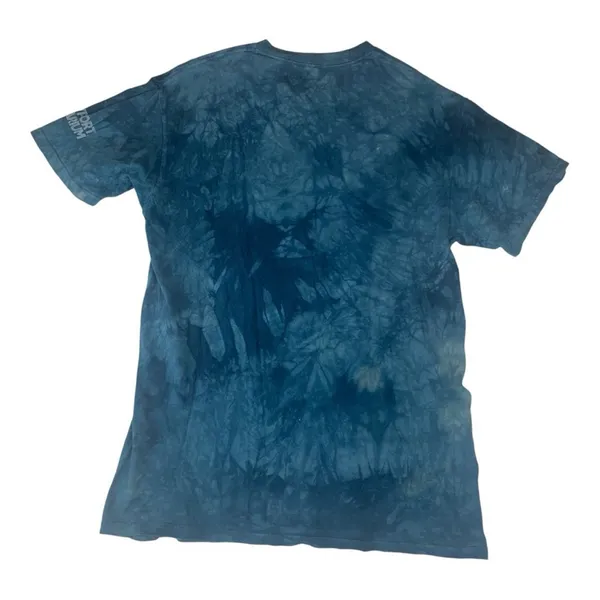 The Mountain size medium unisex turtle Ocean Blue Tie-Dye T-Shirt newport aquari - Image 2