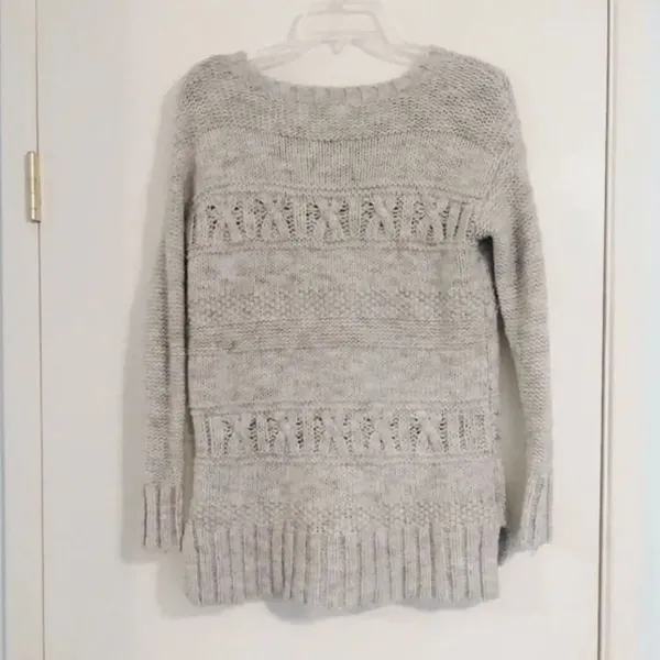 American Eagle Grey Cable Knit Crewneck Sweater - Image 2