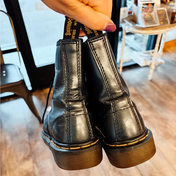 Doc Martens // Black Boots - Image 5