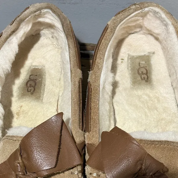 UGG Chestnut Ansley Leather Bow Moccasin Slippers Size‎ 10 A22 - Image 4