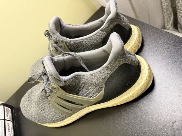 adidas UltraBoost Men’s Shoes Size 11 - Image 4