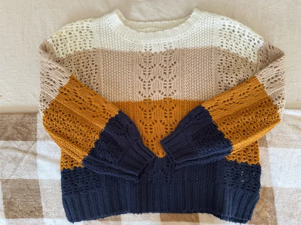 Botique Sweater Multiple - Image 5
