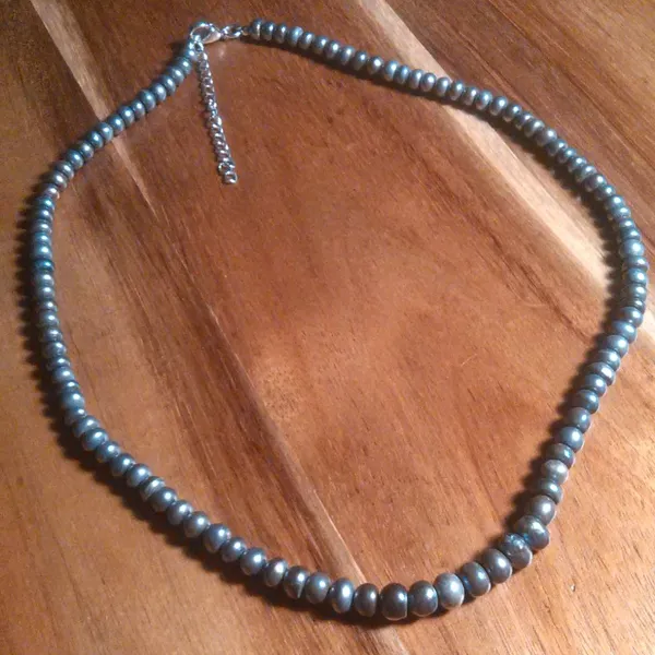 Elegant Grey Pearl Stainless Steel Necklace (18 Inches) - Image 2