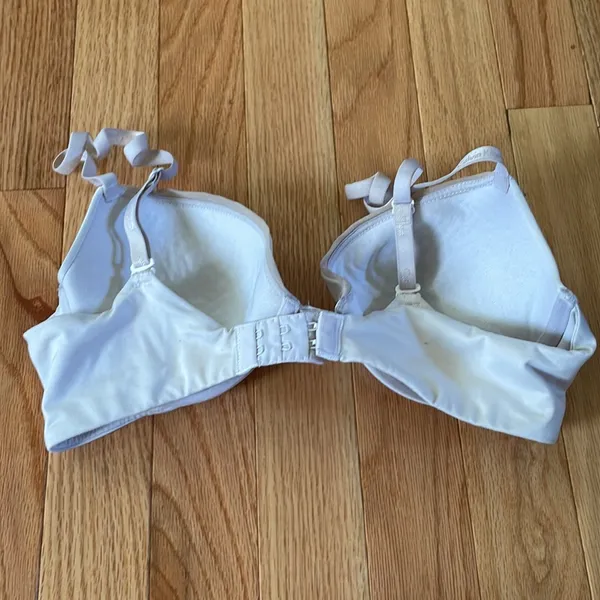 Calvin Klein Bra Womens 34B White Push Up - Image 4