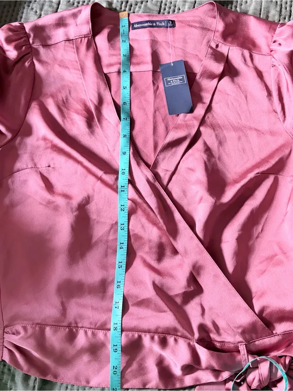 Abercrombie & Fitch Dusty Rose Satin Wrap Blouse - Image 5