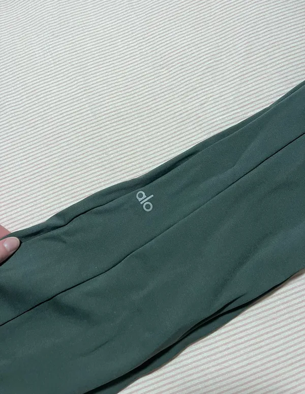Alo High-Waist Zip It Flare Legging - Image 6