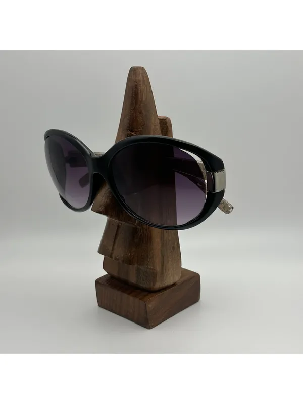 Guess Women's Black Oversized Sunglasses with Patterned Arms - Image 2