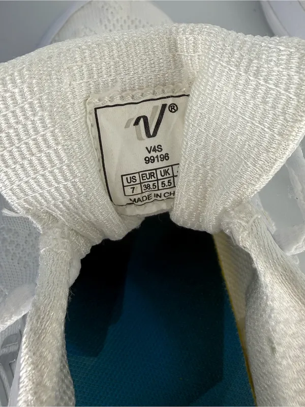 Varsity V4S Cheer Shoes Size 7 New White Knit Athletic Sneakers Blue Bag AeroFlo - Image 11