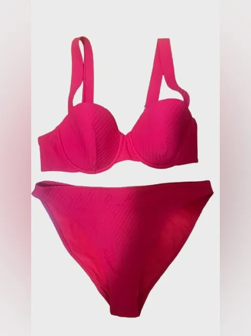 H&M Bright Red Ribbed Bikini Top and Bottom - Image 2